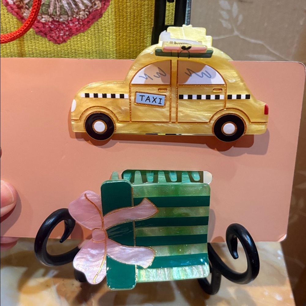 Anthropologie Frasier Sterling Set of 2 Taxi 🚕 & Present 🎁 Acrylic Hair Claws
